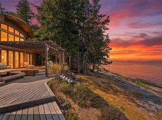 37 Salamanca Rd #2, Southern Gulf Islands, BC V0N 1P0