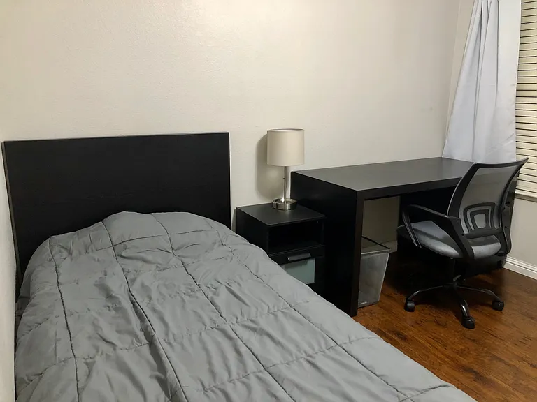 3000 Hortaleza Pl — Photo 23