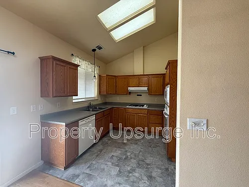 21967 Klamath River Pl #A Photo 1