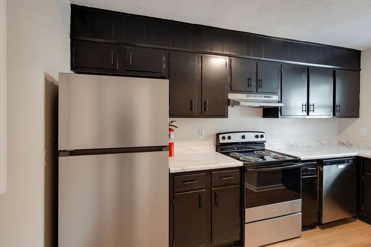 Savan Pointe — Photo 2