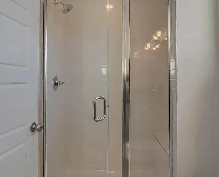 1411B Arthur Ave — Photo 4