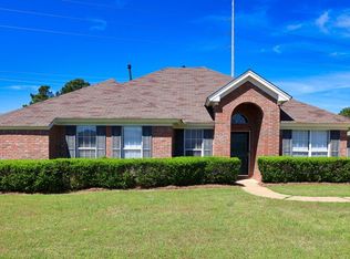 613 Little Farm Rd, Prattville, AL 36066