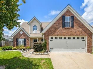 5873 Colonnade Dr, Rex, GA 30273