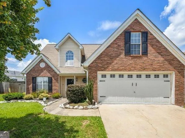 5873 Colonnade Dr, Rex, GA 30273