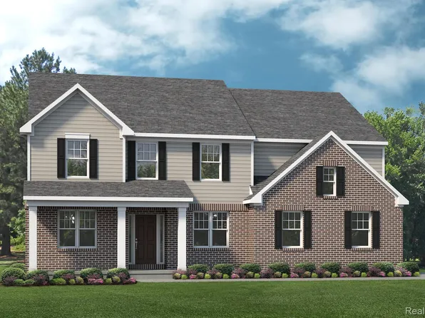 7270 Pine Lake Blvd, Almont, MI 48003