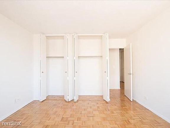 756af48d589c04a0214dbf1ee5576e7a