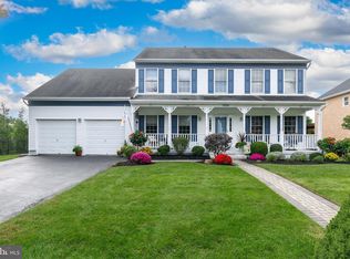 4 Apple Orchard Rd, Moorestown, NJ 08057