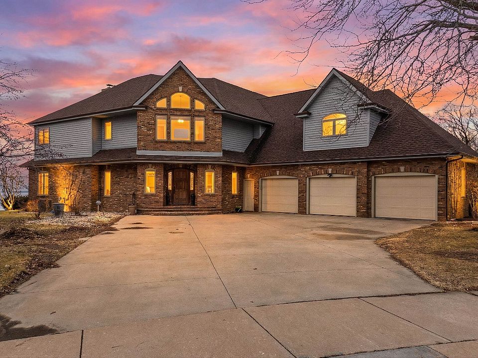 1st image of 3220 Old Orchard Ln