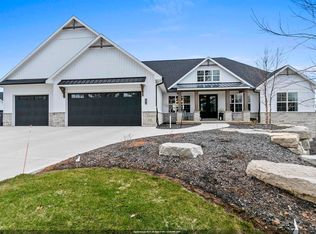 699 Blackberry Ct, Oneida, WI 54155