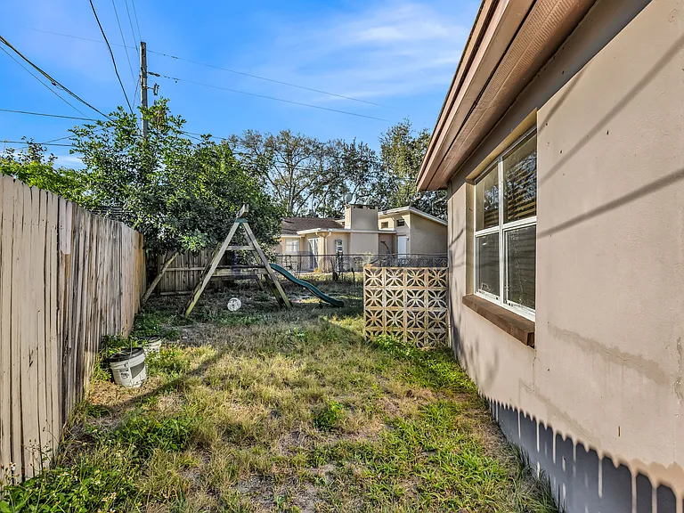 5108 Sandalwood Dr — Photo 28