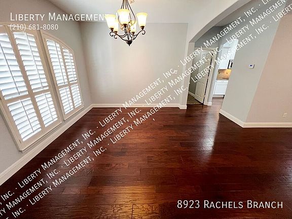 3rd image of 8923 Rachels Br