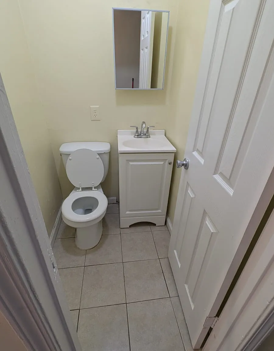 2 bed, 1.5 bath, $1,250 — Photo 1
