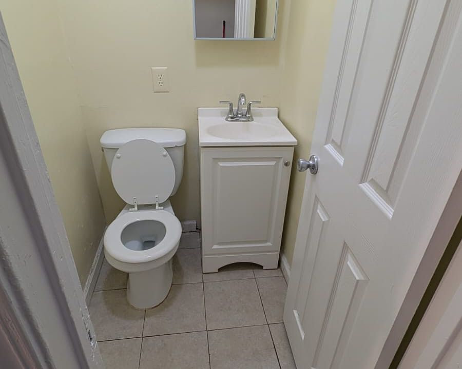 1st image of 856 Jamison Ct