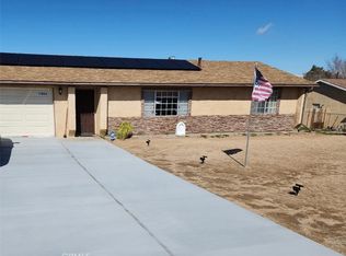 17654 Smoke Tree St, Hesperia, CA 92345