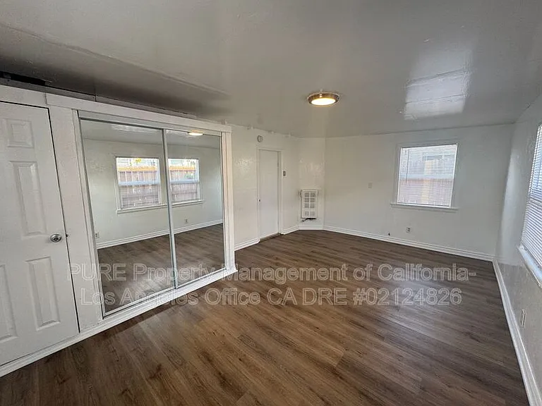 4157 1/2 W 162nd St — Photo 11