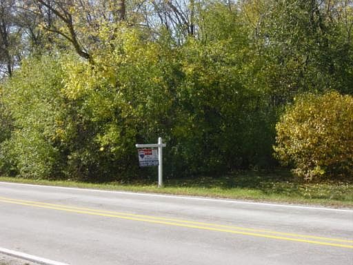 2nd image of 23916 N Echo Lake Rd