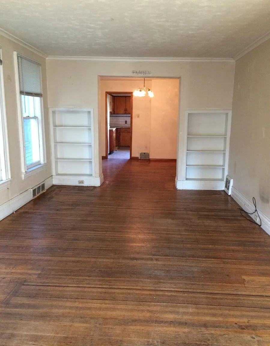 384 Breckenridge Street — Photo 3