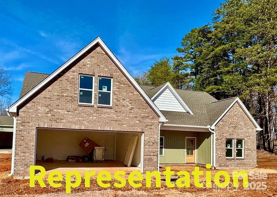 1st image of 335 Bonaventure Dr