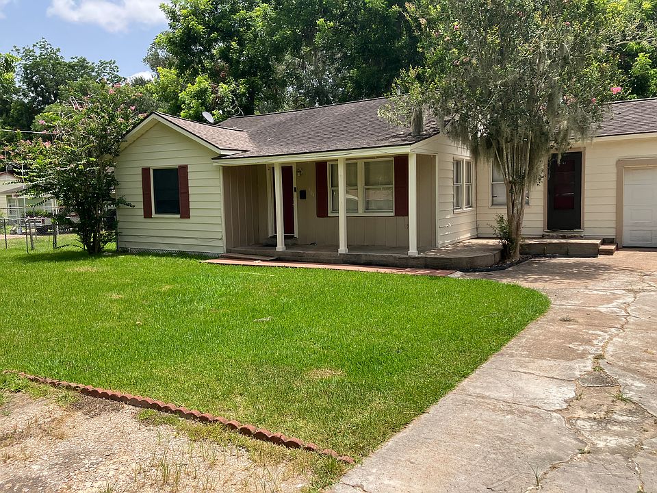1st image of 904 Avenue A