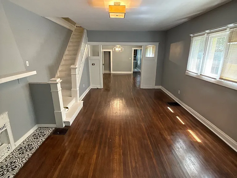 909 Woodruff Place West Dr — Photo 3