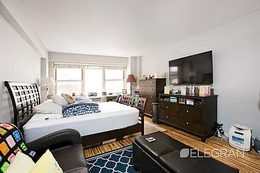 Rented by (Legacy) Elegran