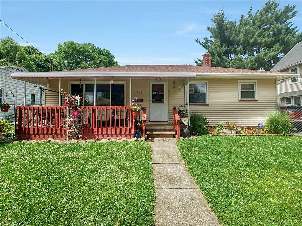 1273 Carey Ave photo 1