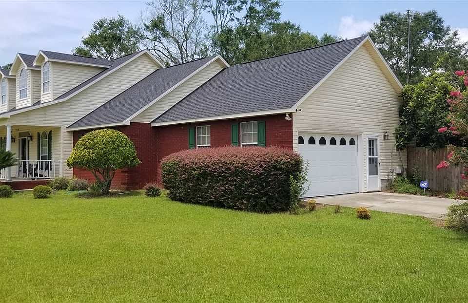 1st image of 695 Quail Roost Dr