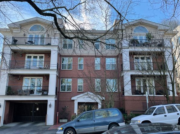 2328 NW Glisan St APT 7