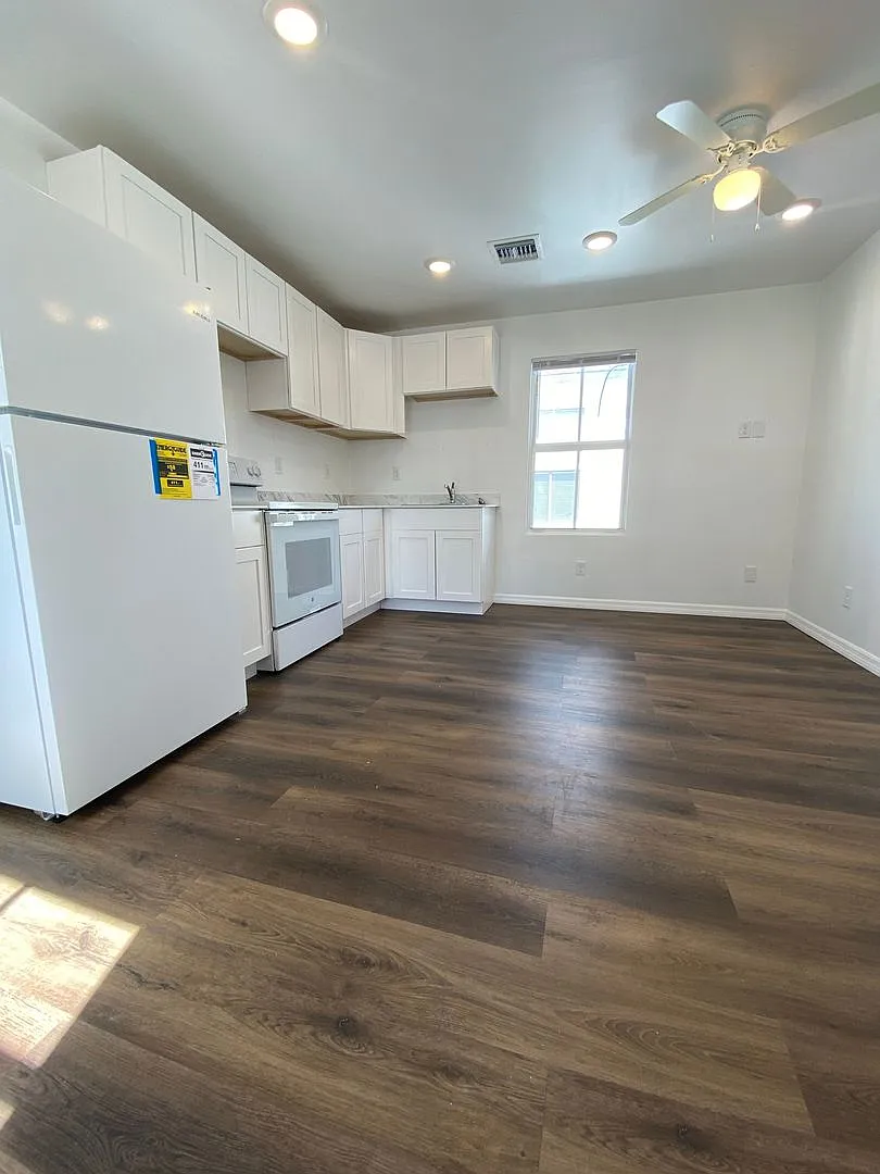 Move In Today with Ease Only First Month's Rent + Security Deposit Needed! — Photo 2