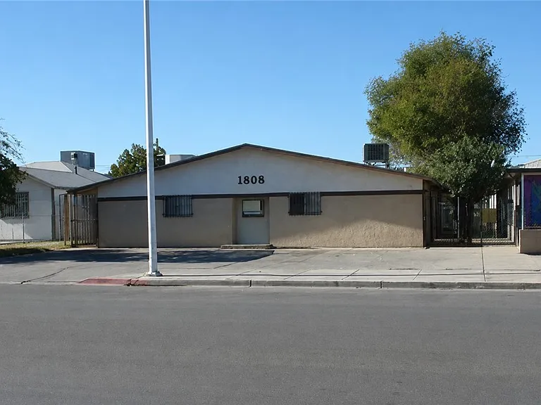 1808 Fairfield Ave #2 — Photo 1