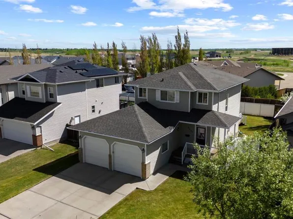 5421 E 60th St, Camrose, AB T4V 4G9
