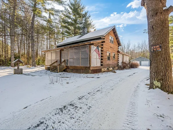 537 Hampden Road, Carmel, ME 04419