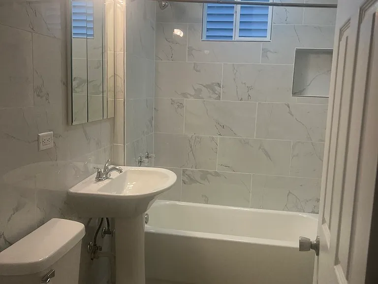 1921 N Pulaski Rd #1 — Photo 14