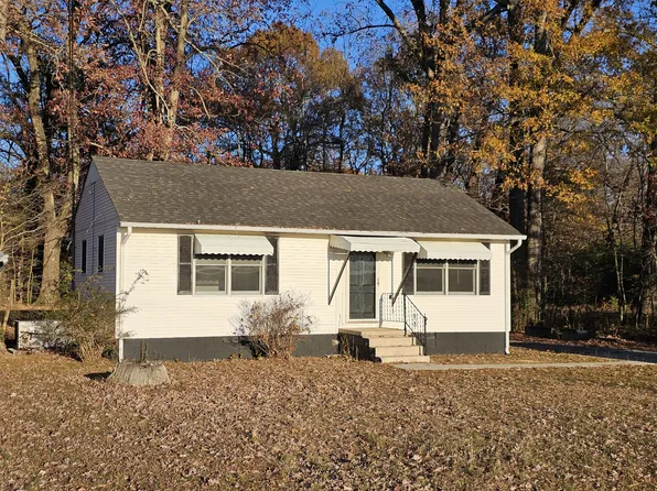 303 Cornish St, Tullahoma, TN 37388