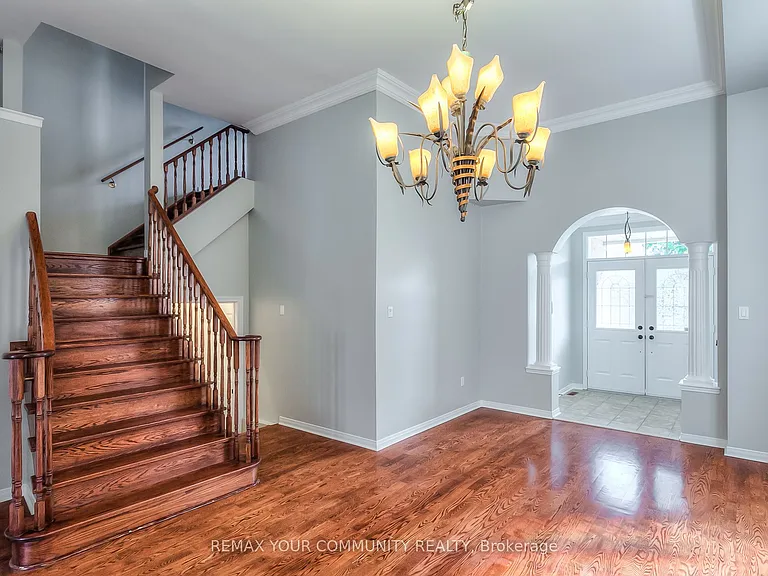 222 Kayla Cres #UPPER — Photo 14