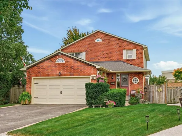 607 Clover Park Cres, Milton, ON L9T 4T7