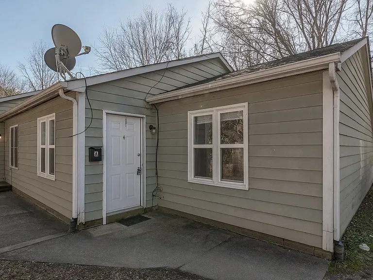 103 Young Ave — Photo 1