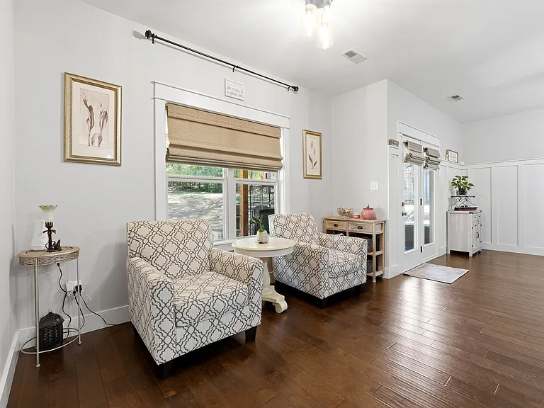 34 Brittany Way — Photo 24