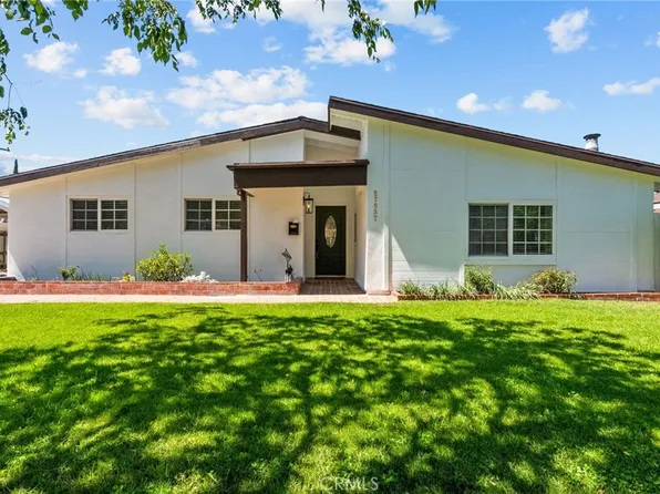 27837 Bakerton Ave, Santa Clarita, CA 91351