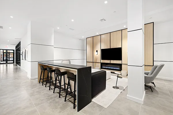 Rented by CW Realty Property Management LLC | media 24