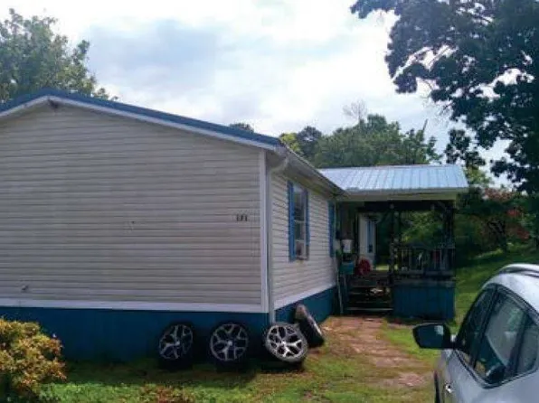 171 Rogers Cir, Lenoir City, TN 37771