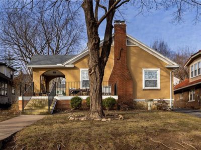 6404 McGee St, Kansas City, MO, 64113