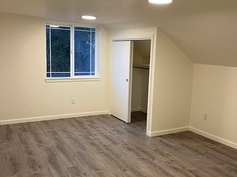 Large bedroom