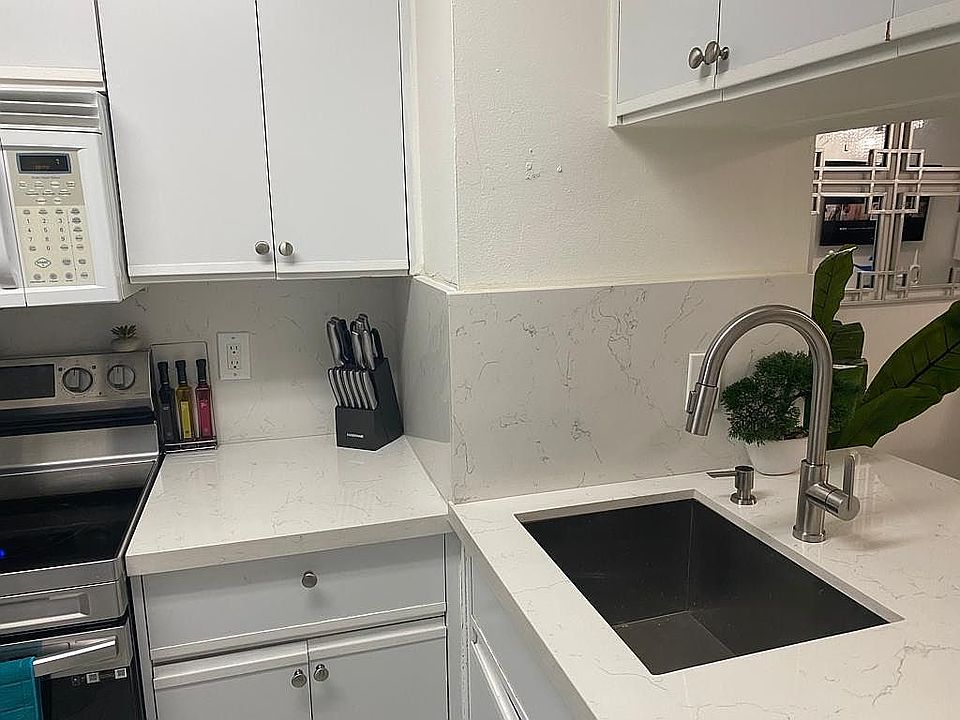 1st image of 231 NW 109th Ave APT 213