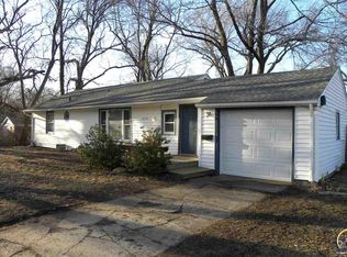 2310 SW 2nd St, Topeka, KS 66606