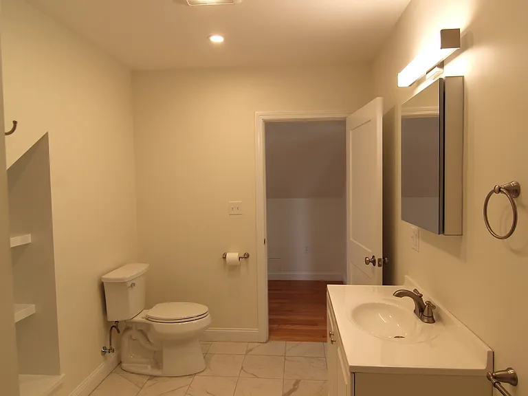 37 Winter St #2 — Photo 21
