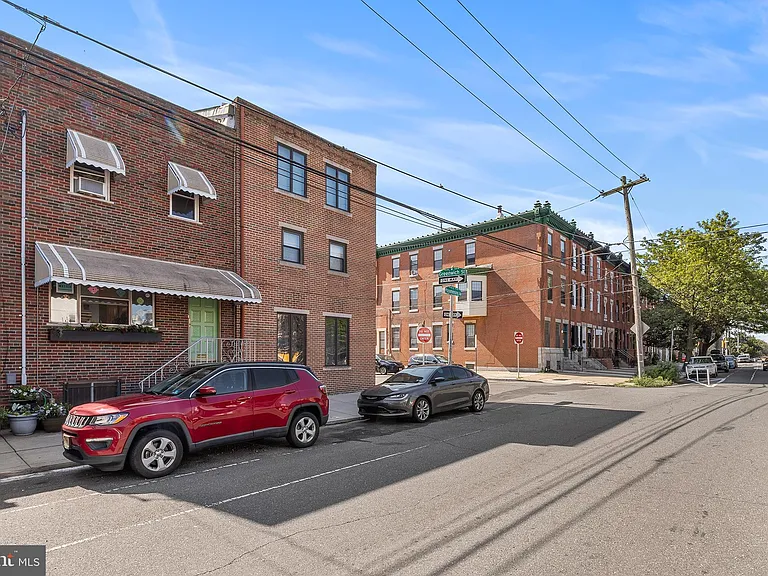1513 E Moyamensing Ave — Photo 26