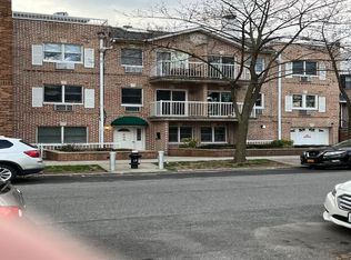 433 101st St APT 2B, Brooklyn, NY 11209