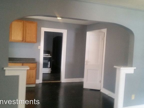 4th image of 628 N Parker Ave