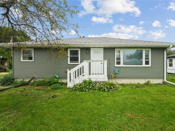 2765 5th Ave, Marion, IA 52302
